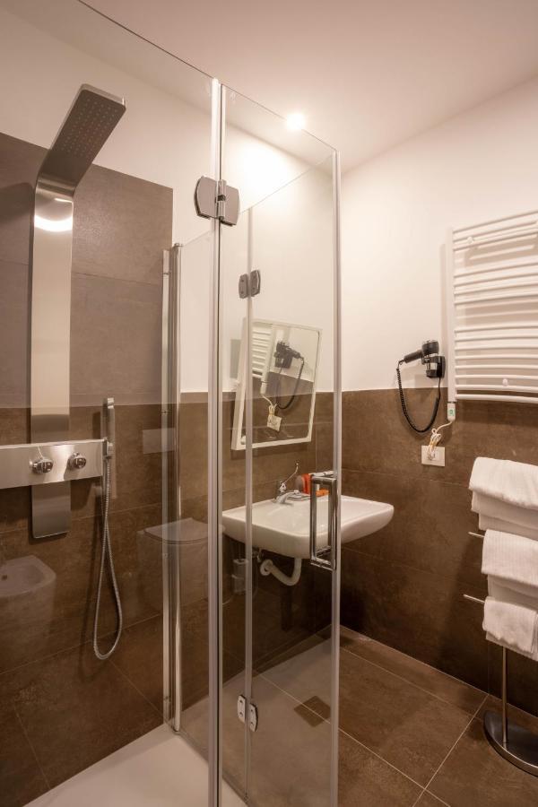 V Hotel Ancona Eksteriør billede